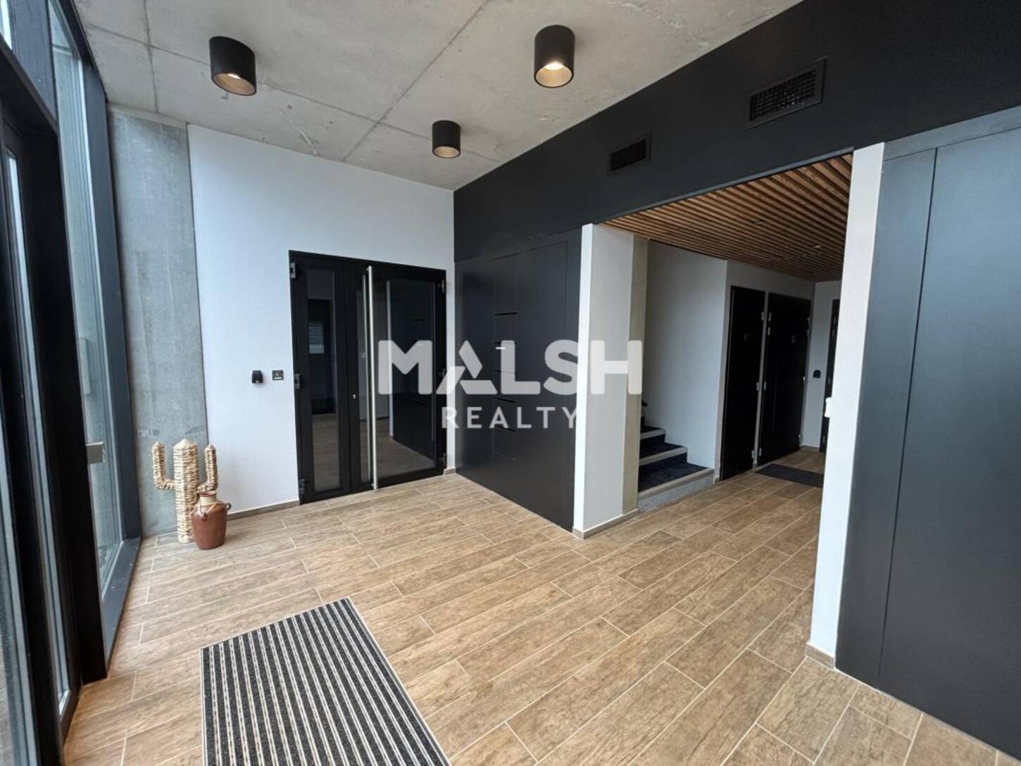 MALSH Realty & Property - Bureau - Plateau Nord / Val de Saône - Rillieux-la-Pape - 2
