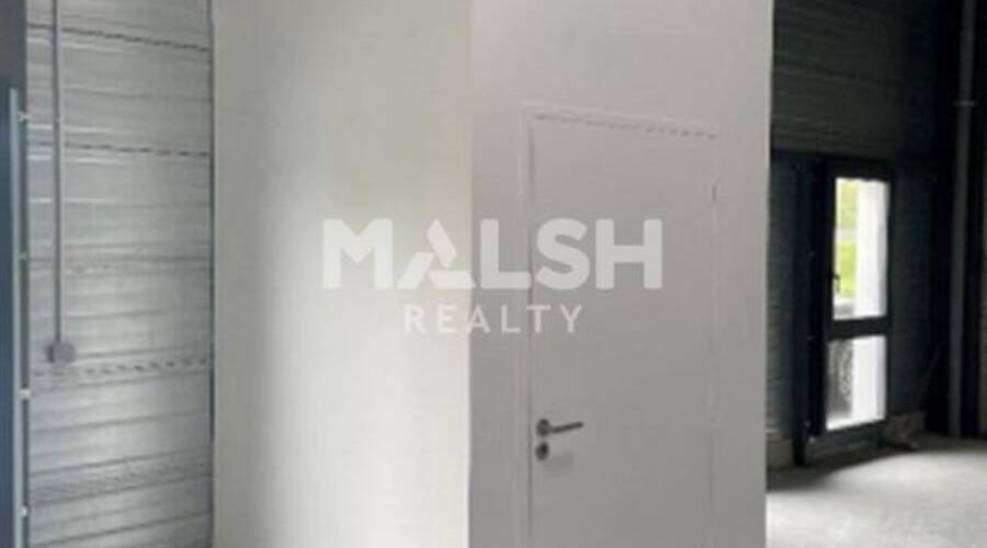 MALSH Realty & Property - Local d'activités - Nord Isère ( Ile d'Abeau / St Quentin Falavier ) - Bourgoin-Jallieu - 10