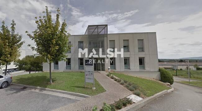 MALSH Realty & Property - Bureau - Extérieurs NORD (Villefranche / Belleville) - Limas - 1