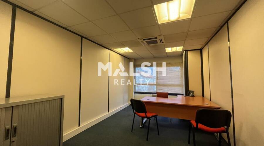 MALSH Realty & Property - Bureau - Extérieurs NORD (Villefranche / Belleville) - Limas - 5