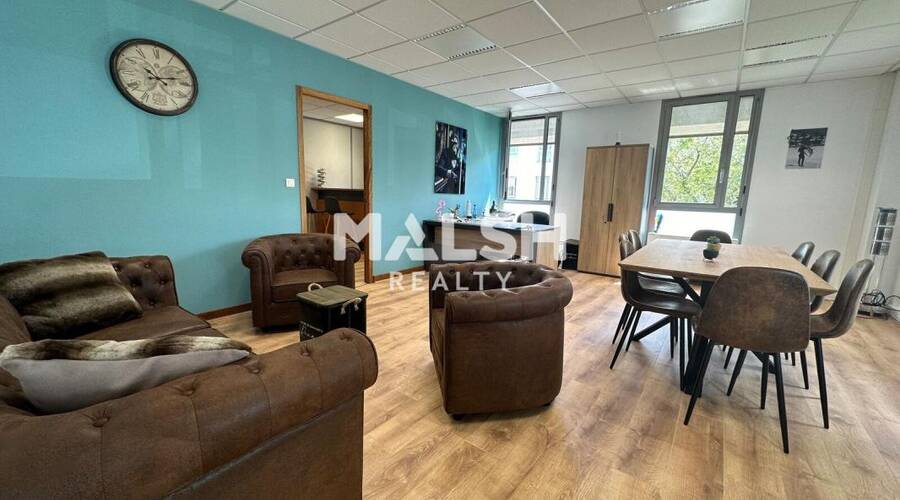 MALSH Realty & Property - Bureau - Extérieurs NORD (Villefranche / Belleville) - Limas - 17