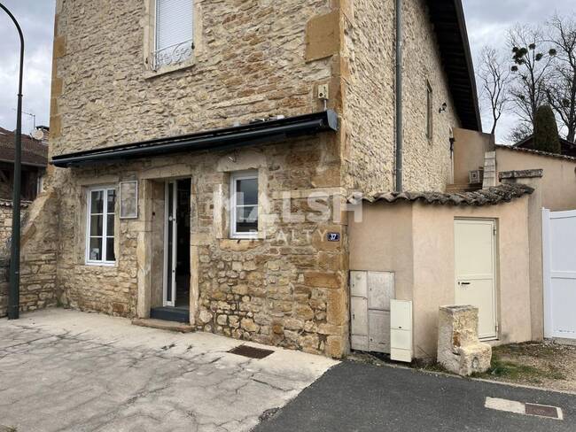 MALSH Realty & Property - Local commercial - Extérieurs NORD (Villefranche / Belleville) - Arnas - 1