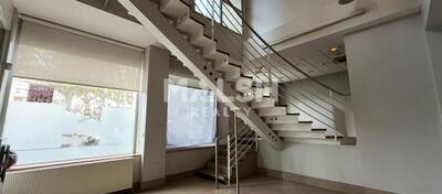 MALSH Realty & Property - Local commercial - Carré de Soie / Grand Clément / Bel Air - Villeurbanne - 10