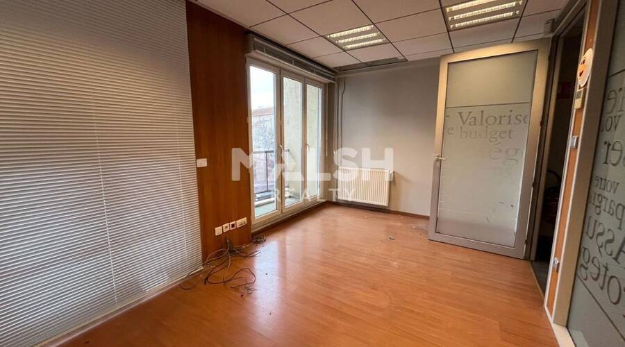 MALSH Realty & Property - Local commercial - Carré de Soie / Grandclément / Bel Air - Villeurbanne - 6