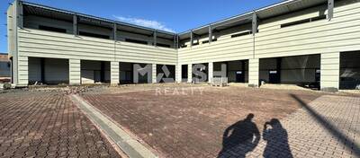 MALSH Realty & Property - Local d'activités - Extérieurs NORD (Villefranche / Belleville) - Guéreins - 2