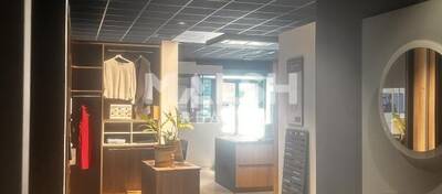 MALSH Realty & Property - Local commercial - Extérieurs NORD (Villefranche / Belleville) - Anse - 4
