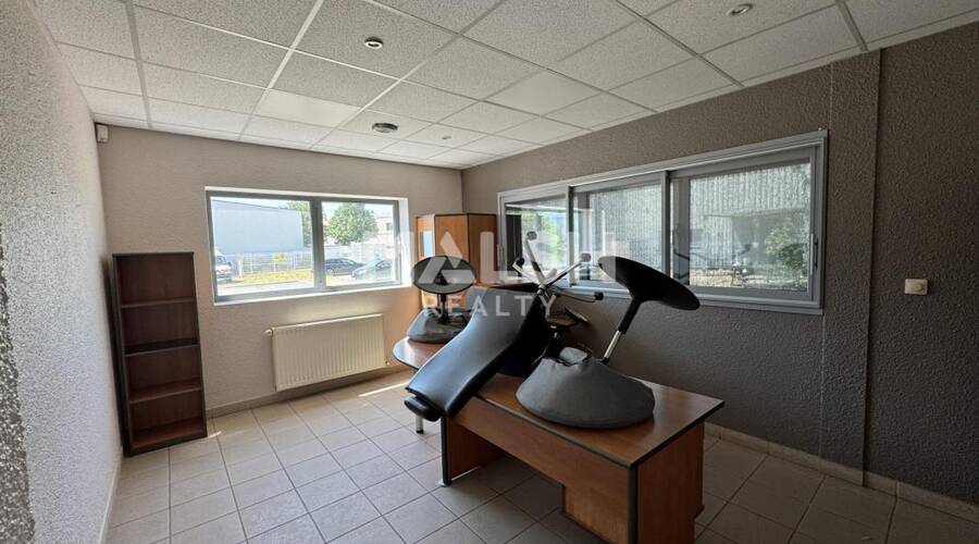 MALSH Realty & Property - Local d'activités - Saint Etienne - Saint-Étienne - 5