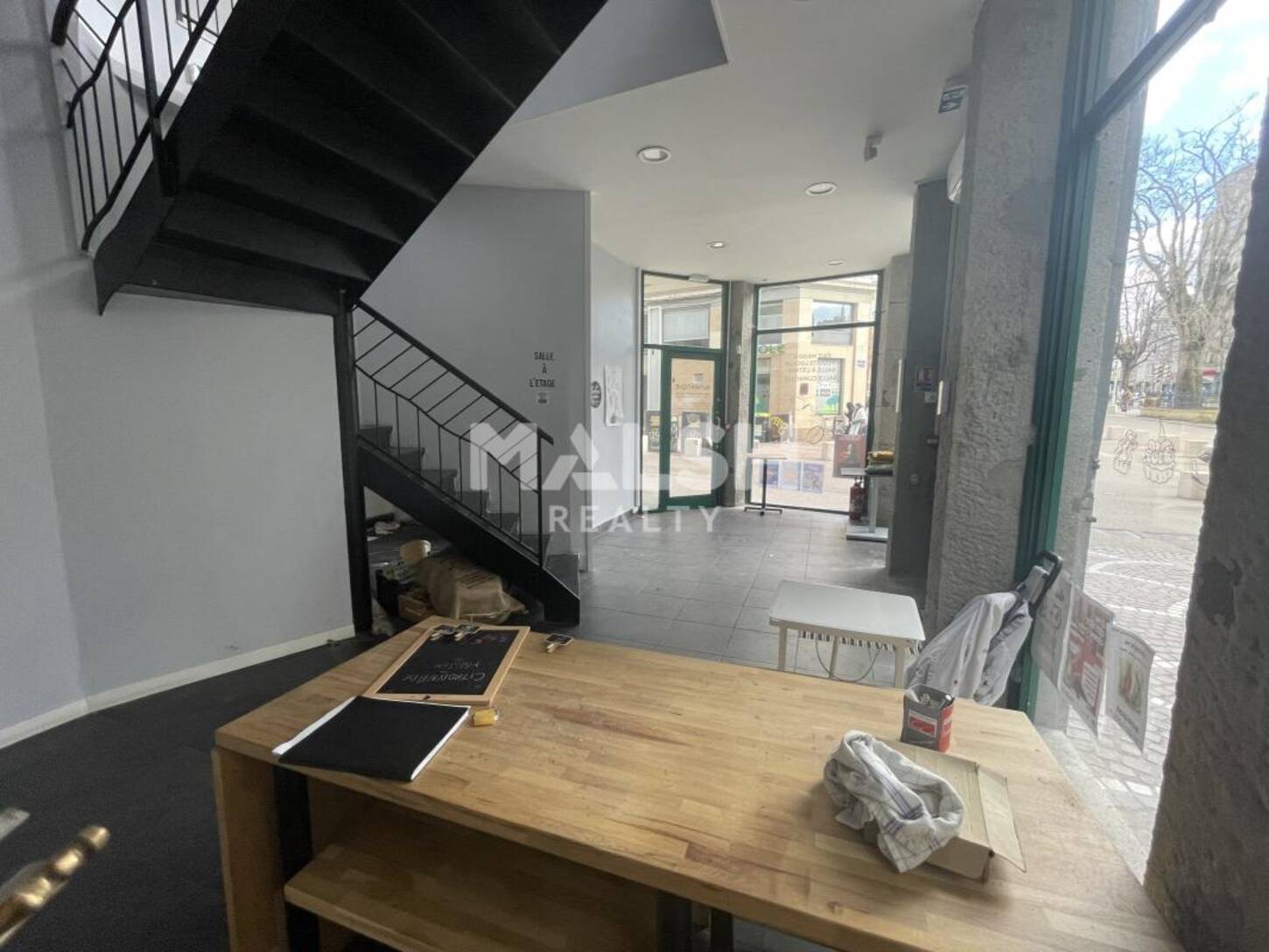 MALSH Realty & Property - Local commercial - Saint Etienne - Saint-Étienne - 2