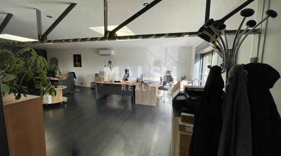 MALSH Realty & Property - Local d'activités - Extérieurs NORD (Villefranche / Belleville) - Alix - 8