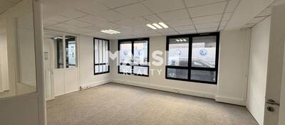 MALSH Realty & Property - Bureau - Lyon 3° / Part-Dieu - Lyon 3 - 2