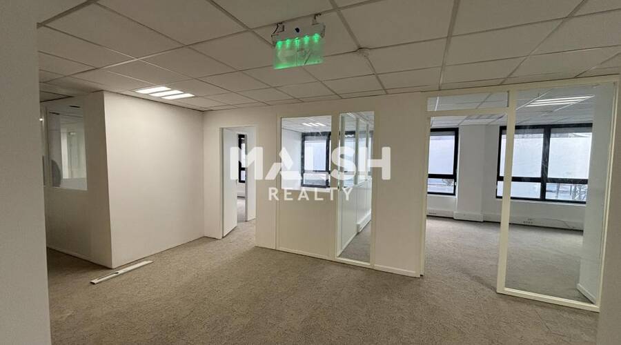 MALSH Realty & Property - Bureau - Lyon 3° / Part-Dieu - Lyon 3 - 5