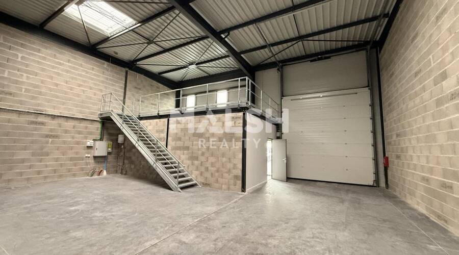 MALSH Realty & Property - Local d'activités - Lyon EST (St Priest /Mi Plaine/ A43 / Eurexpo) - Chassieu - 2