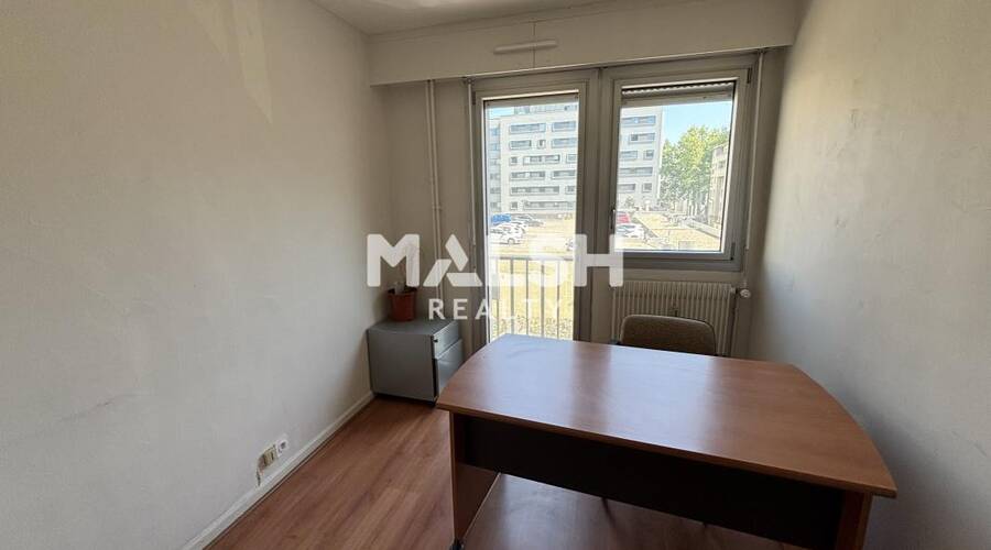 MALSH Realty & Property - Bureau - Lyon 2° / Confluence - Lyon 2 - 7