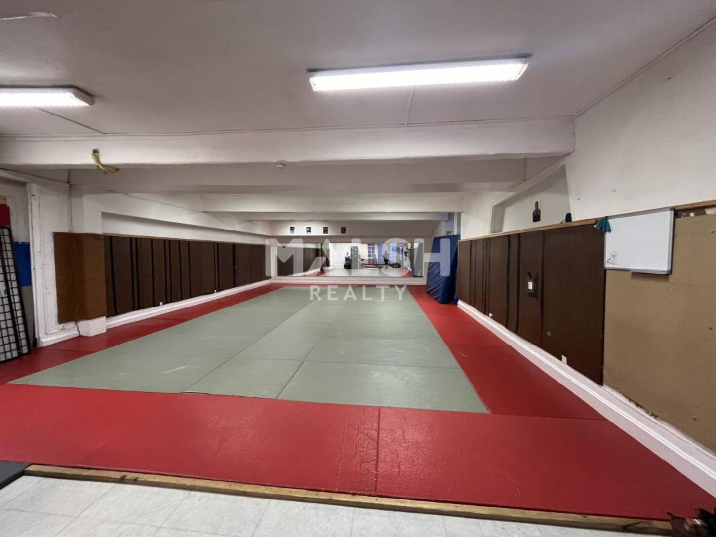 MALSH Realty & Property - Local commercial - Lyon 5° - Lyon 5 - 2