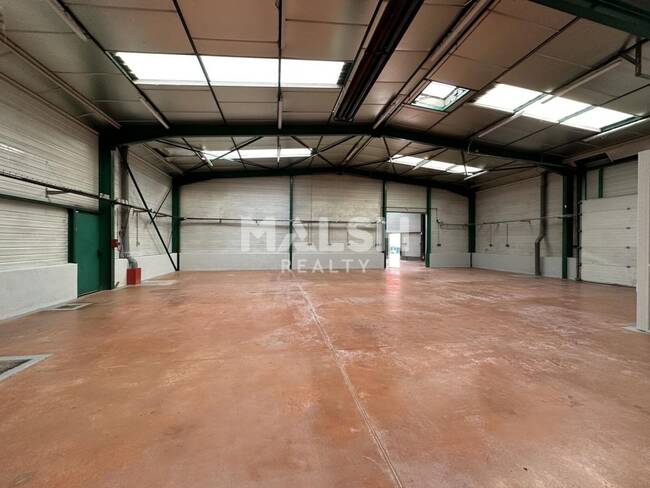 MALSH Realty & Property - Local d'activités - Extérieurs NORD (Villefranche / Belleville) - Arnas - 1