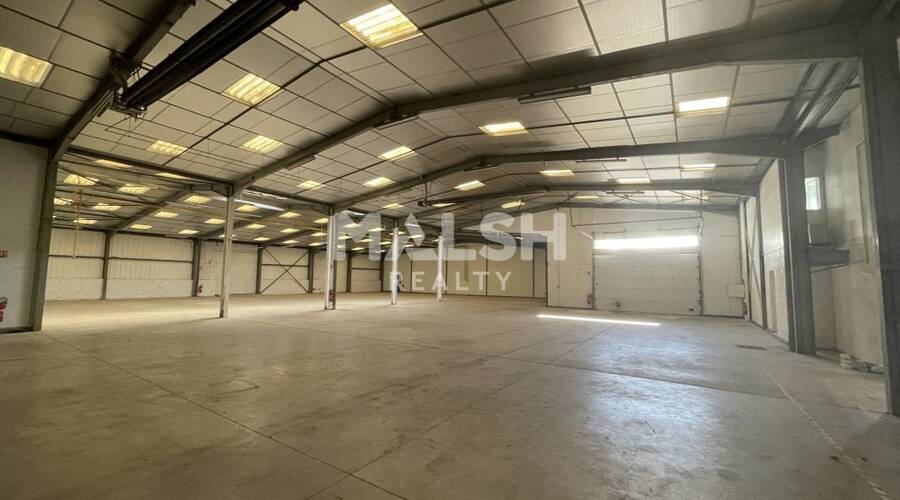 MALSH Realty & Property - Local d'activités - Extérieurs NORD (Villefranche / Belleville) - Alix - 3