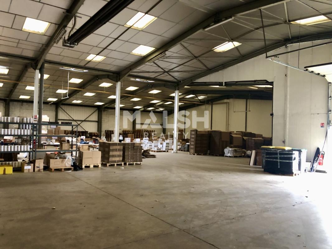 MALSH Realty & Property - Local d'activités - Extérieurs NORD (Villefranche / Belleville) - Alix - 9