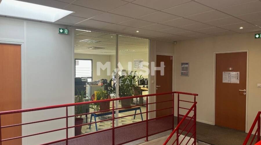 MALSH Realty & Property - Local d'activités - Extérieurs NORD (Villefranche / Belleville) - Arnas - 2
