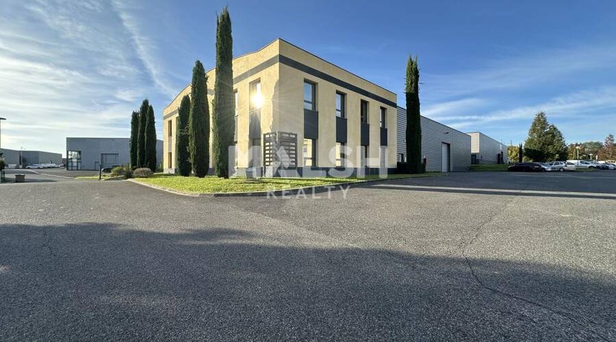 MALSH Realty & Property - Local d'activités - Extérieurs NORD (Villefranche / Belleville) - Arnas - 1