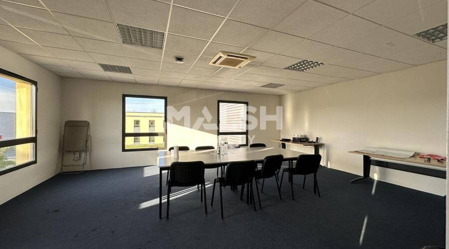 MALSH Realty & Property - Local d'activités - Extérieurs NORD (Villefranche / Belleville) - Arnas - 21