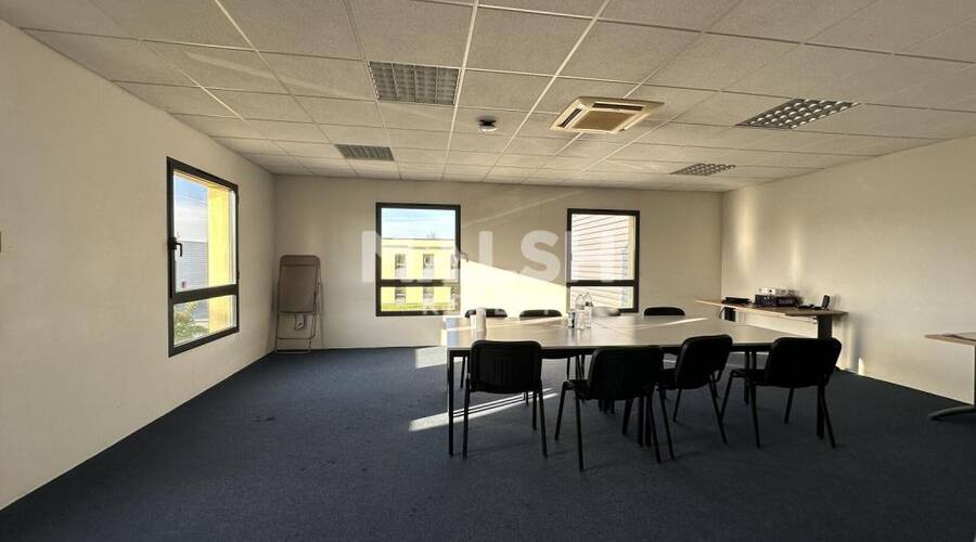 MALSH Realty & Property - Local d'activités - Extérieurs NORD (Villefranche / Belleville) - Arnas - 22