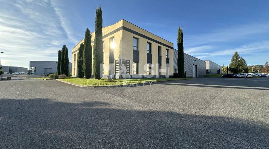 MALSH Realty & Property - Local d'activités - Extérieurs NORD (Villefranche / Belleville) - Arnas - 3