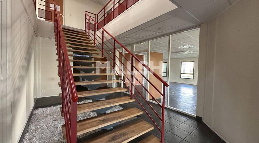 MALSH Realty & Property - Local d'activités - Extérieurs NORD (Villefranche / Belleville) - Arnas - 8