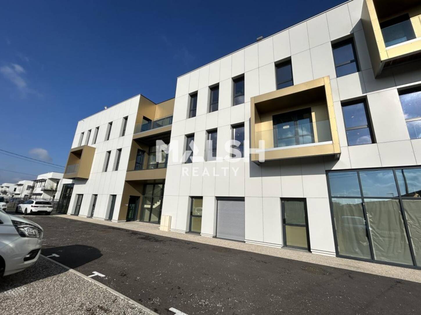 MALSH Realty & Property - Bureau - Lyon Nord Est (Rhône Amont) - Décines-Charpieu - 4