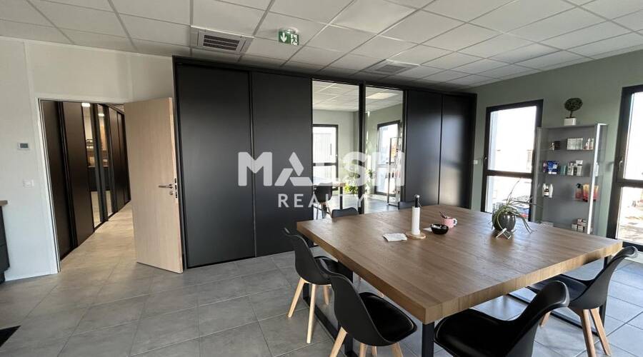 MALSH Realty & Property - Bureau - Lyon Nord Est (Rhône Amont) - Décines-Charpieu - 4