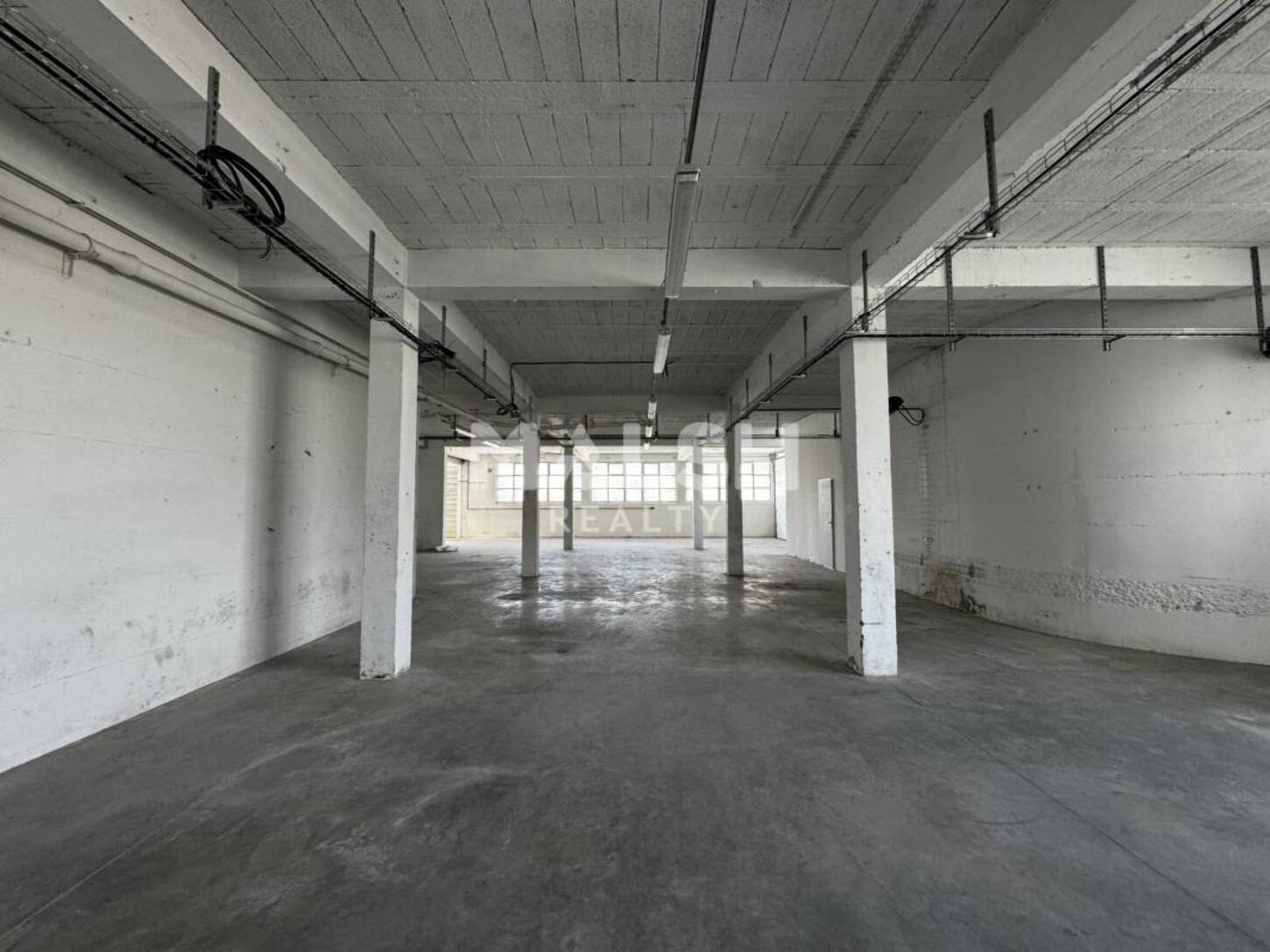 MALSH Realty & Property - Local d'activités - Lyon Nord Est (Rhône Amont) - Décines-Charpieu - 2