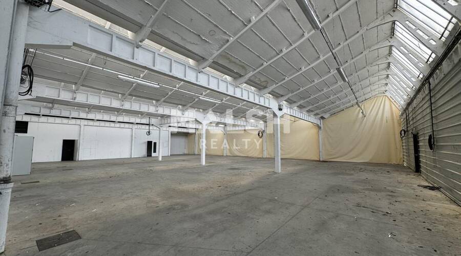 MALSH Realty & Property - Local d'activités - Lyon Nord Est (Rhône Amont) - Décines-Charpieu - 4