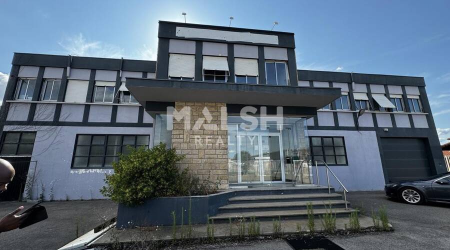 MALSH Realty & Property - Local d'activités - Lyon Nord Est (Rhône Amont) - Décines-Charpieu - 12