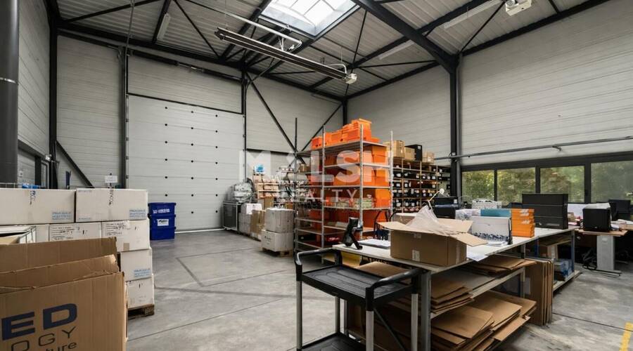 MALSH Realty & Property - Local d'activités - Lyon Nord Ouest (Techlid / Monts d'Or) - Écully - 2