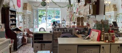 MALSH Realty & Property - Local commercial - Lyon 2° / Confluence - Lyon 2 - 3