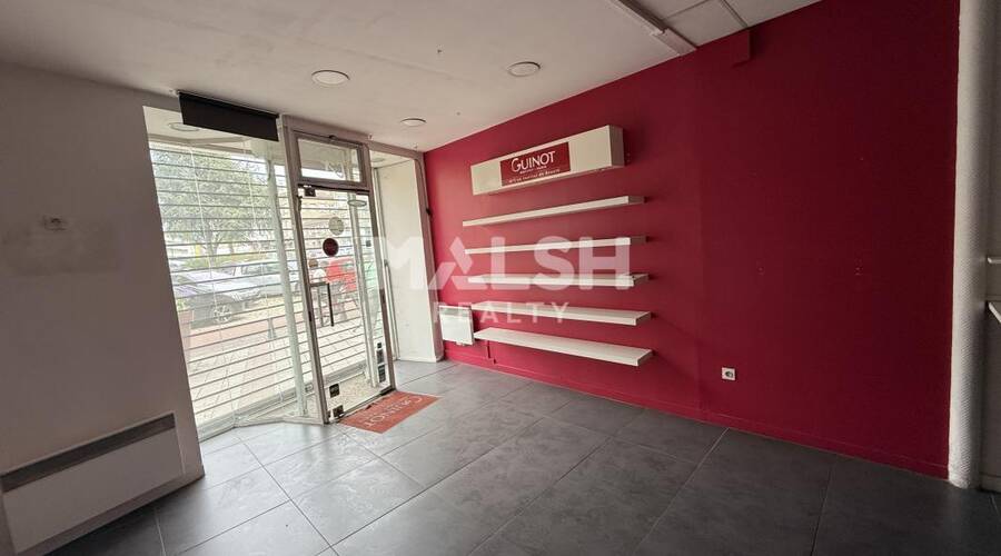 MALSH Realty & Property - Local commercial - Chambon-Feugerolles - 1