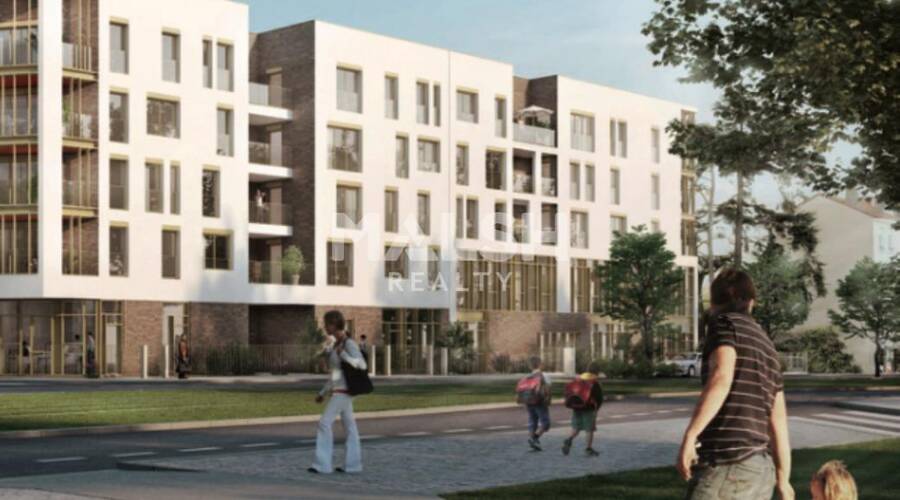 MALSH Realty & Property - Local commercial - Lyon EST (St Priest /Mi Plaine/ A43 / Eurexpo) - Bron - 4