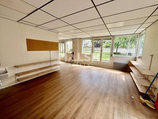 MALSH Realty & Property - Local commercial - Lyon 8°/ Hôpitaux - Lyon 8 - 1