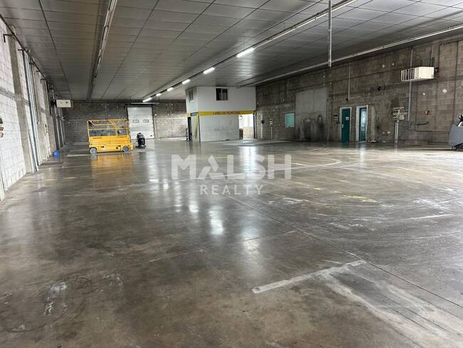 MALSH Realty & Property - Local d'activités - Extérieurs SUD  (Vallée du Rhône) - Pont-Évêque - 1