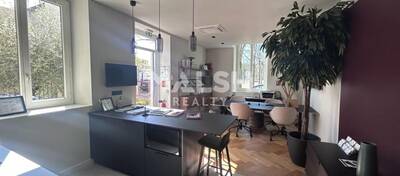 MALSH Realty & Property - Local commercial - Lyon Nord Ouest (Techlid / Monts d'Or) - Écully - 1