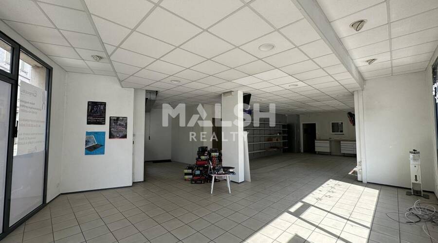 MALSH Realty & Property - Local commercial - Extérieurs NORD (Villefranche / Belleville) - Villefranche-sur-Saône - 2