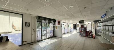 MALSH Realty & Property - Local commercial - Extérieurs NORD (Villefranche / Belleville) - Villefranche-sur-Saône - 3