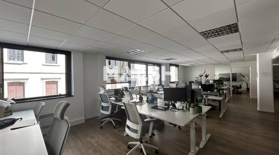MALSH Realty & Property - Bureau - Lyon 3° / Part-Dieu - Lyon 3 - 10