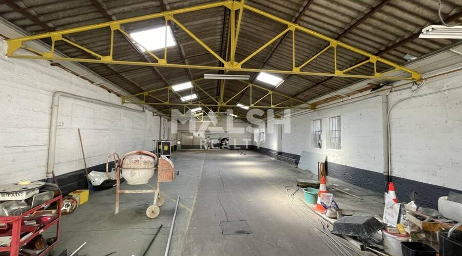 MALSH Realty & Property - Local d'activités - Lyon Sud Ouest - Oullins - 1