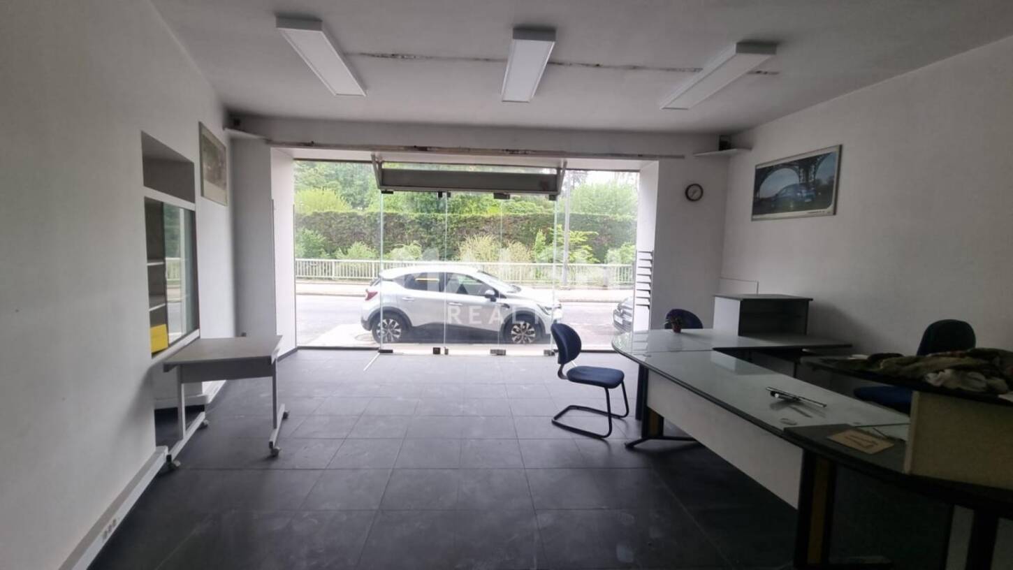 MALSH Realty & Property - Local commercial - Lyon Sud Ouest - Oullins - 2