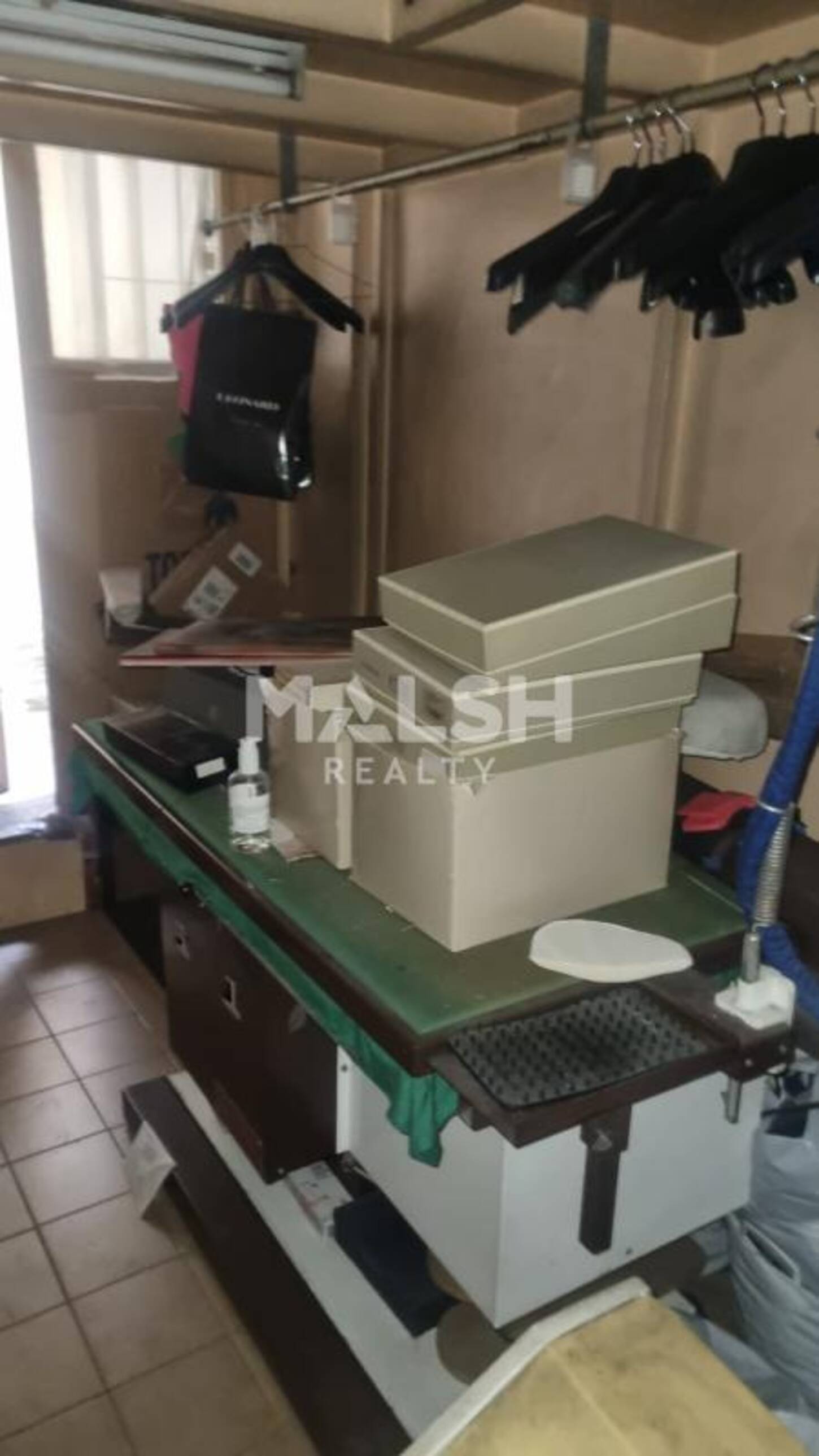 MALSH Realty & Property - Local commercial - Lyon - Presqu'île - Lyon 2 - 2