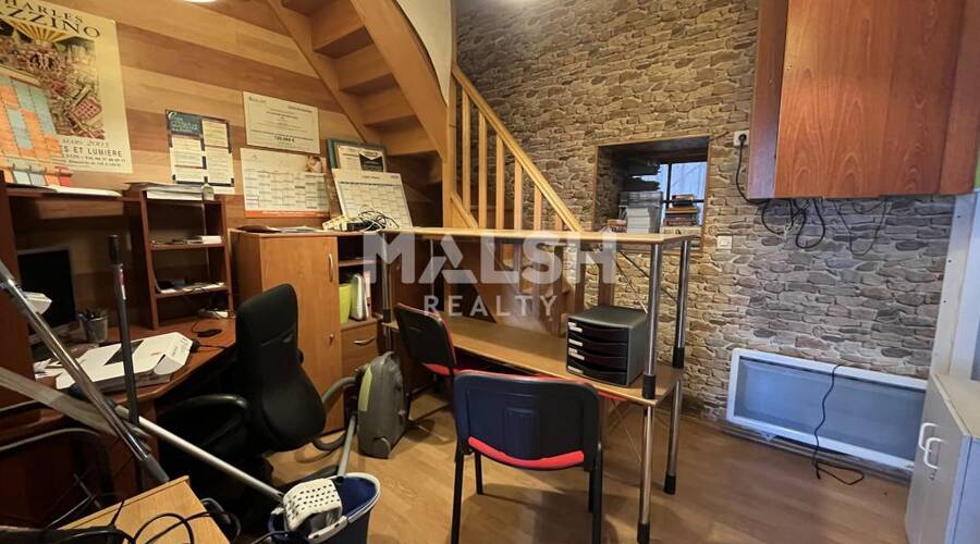 MALSH Realty & Property - Local commercial - Carré de Soie / Grand Clément / Bel Air - Villeurbanne - 3