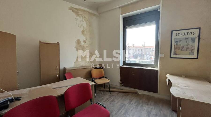MALSH Realty & Property - Local commercial - Carré de Soie / Grand Clément / Bel Air - Villeurbanne - 4