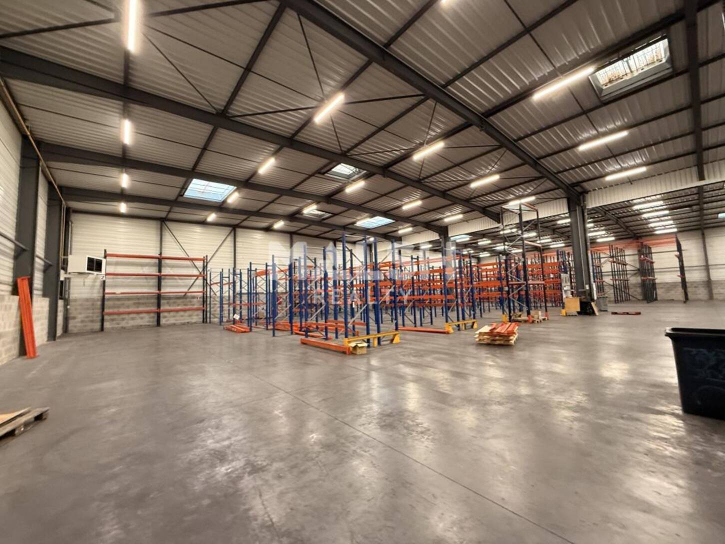 MALSH Realty & Property - Local d'activités - Lyon EST (St Priest /Mi Plaine/ A43 / Eurexpo) - Saint-Priest - 2