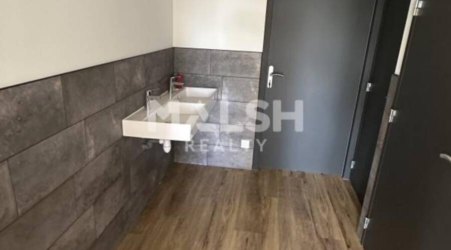 MALSH Realty & Property - Local d'activités - Lyon Nord Est (Rhône Amont) - Décines-Charpieu - 5