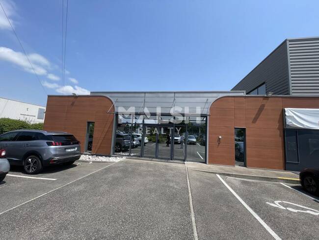 MALSH Realty & Property - Bureau - Extérieurs NORD (Villefranche / Belleville) - Alix - 1